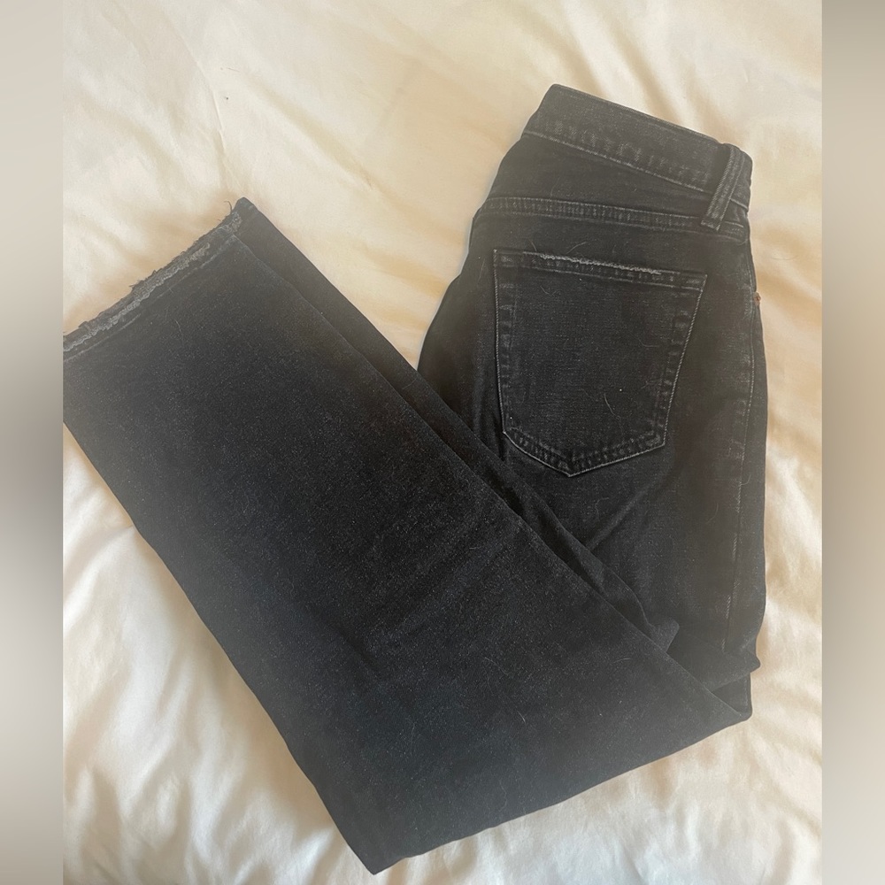 Abercrombie Curve Love Ultra High Rise Ankle Straight Jean (Black)